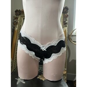 Victoria's Secret Black Sequin Lace Trim Cheeky Panty Sample Small VS A3524